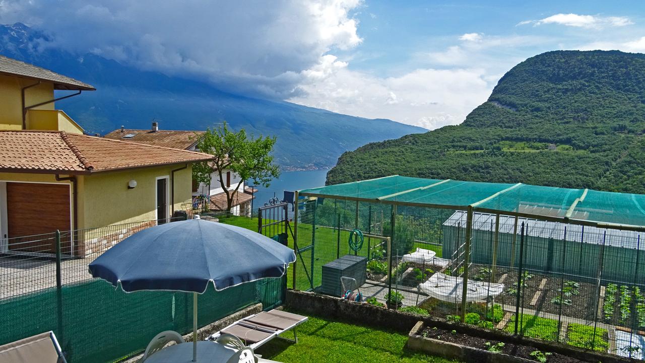 Casa Del Borgo Pregasio Garden And View By Gardadomusmea Villa Tremosine Eksteriør billede